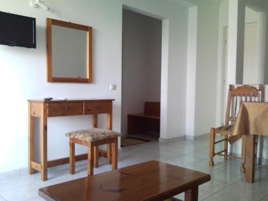 Apollon Aparthotel 2*